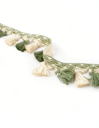 chwosty-na-tasmie-matowe-75-mm-ecru-seledyn-km15121 (2).jpg